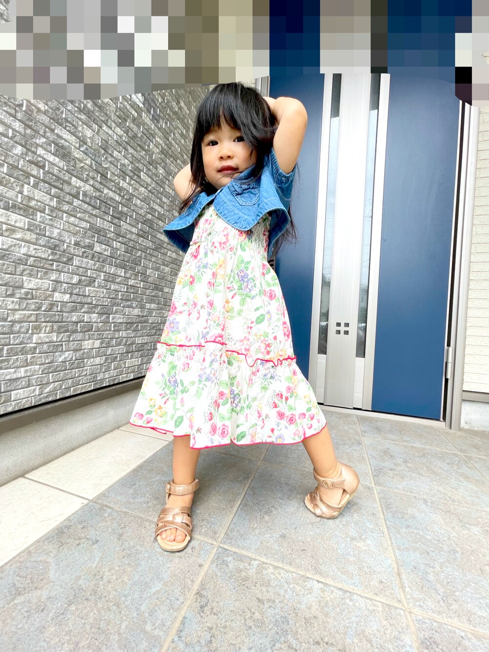 「夏コーデ、リゾートスタイル、ﾏｻﾞｳｪｲｽﾞ、ボレロ、カジュアル、ワンピース、キッズファッション」｜「motherwaysのガールズ 半袖デニムボレロ（その他アウター、ブルー系）」を使った、あーたん♡りったんさん（キッズ・80cm）の夏コーディネートの1枚目の写真