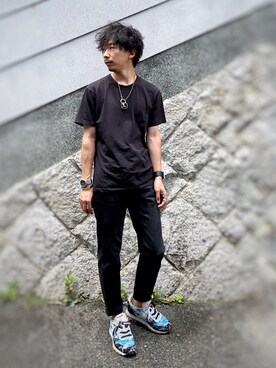 スニーカーを使った 黒パンツ のメンズ人気ファッションコーディネート Wear