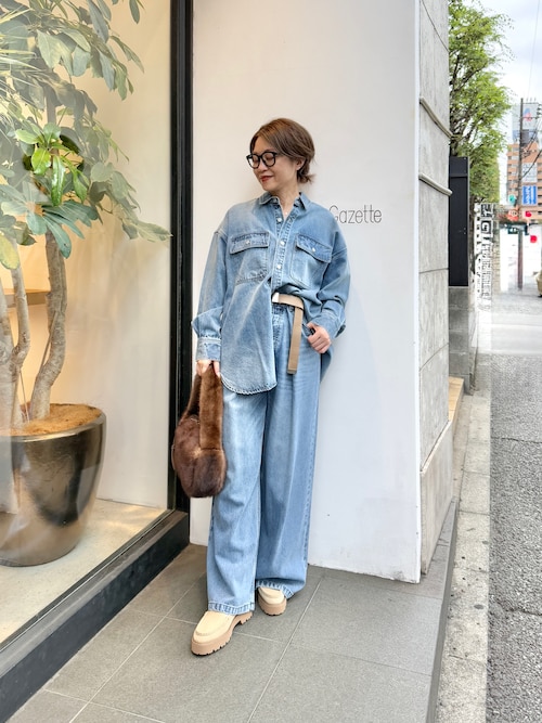 Whim Gazette（ウィムガゼット）デニムタックパンツ　36サイズ Whim Gazette(ウィム ガゼット)｜デニムタックパンツ/インディゴ