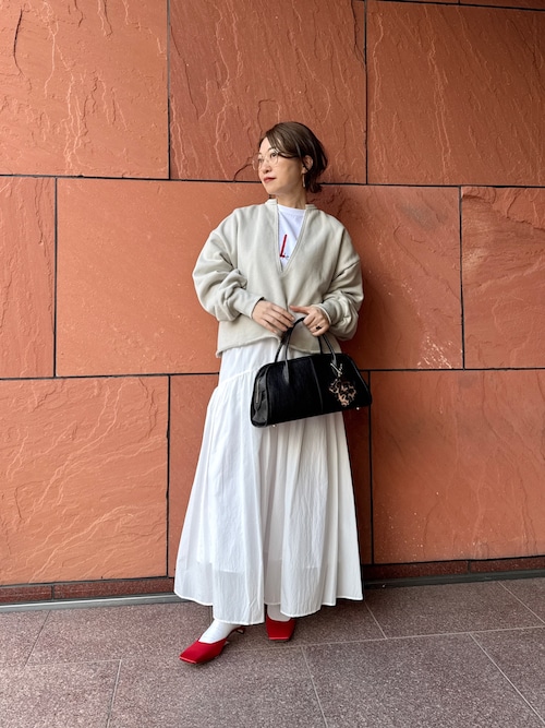 スウェットVネックプルオーバー2（スウェット）｜Whim Gazette