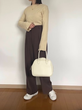 「NEUNA（ヌナ）の2wayセミワイドカラースラックスパンツ（スラックス）」を使った、Reiさん（レディース・155cm）の春コーディネート