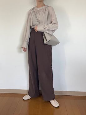 「NEUNA（ヌナ）の2wayセミワイドカラースラックスパンツ（スラックス）」を使った、Reiさん（レディース・155cm）の春コーディネート