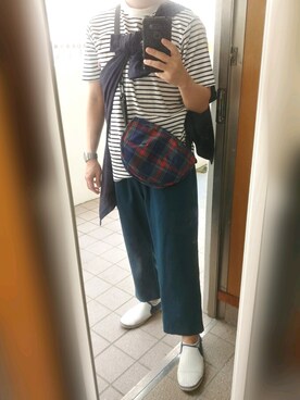 カーディガン ボレロを使った 肩掛け のメンズ人気ファッションコーディネート Wear