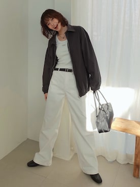 「junoah（ジュノア）のスクエアトゥフェイクレザーショートブーツ（ブーツ、ブラック系）」を使った、mizota yayoiさん（レディース・163cm）の冬コーディネート