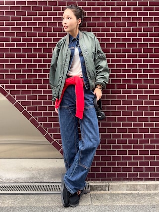 「AVIREX(アヴィレックス)のSHORT LIGHT MA-1/ショートMA-1(MA-1)」を使った、mizota yayoiさん(レディース・163cm)の秋コーディネート