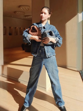 「junoah（ジュノア）のスクエアトゥフェイクレザーショートブーツ（ブーツ、ブラック系）」を使った、mizota yayoiさん（レディース・163cm）の春コーディネート