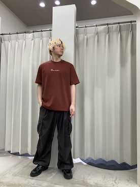 「SENSE OF PLACE by URBAN RESEARCH(センスオブプレイスバイアーバンリサーチ)の『一部WEB限定カラー』シシュウポンチショートスリーブTシャツ(Tシャツ/カットソー、ブラウン系)」を使った、もりたさん(メンズ・169cm)の春コーディネート