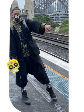 「SOU･SOU（ソウ・ソウ）のアイテム」を使った、李瑞可さん（メンズ・170cm）の秋コーディネート