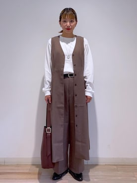 「スラックス」｜「アイテム（ワンピース/ドレス）」を使った、EZ さん（レディース・162cm）の秋コーディネート