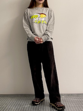 「IDEA BOOKS」｜EZ さん（レディース・162cm）の冬コーディネート