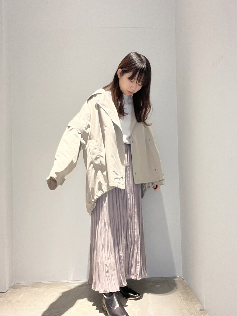 「シンプルコーデ、春コーデ、ベスト、おしゃれさんと繋がりたい、ラテカラー」｜「AMERICAN HOLICのデタッチャブル2WAYライトブルゾン（ブルゾン、ベージュ系）」を使った、❦yunaさん（レディース・156cm）の冬コーディネートの1枚目の写真