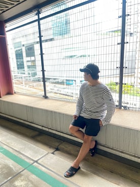 「アイテム（キャップ）」を使った、安藤直輝さん（メンズ・168cm・20代）の秋コーディネート