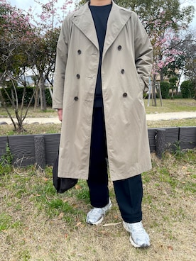 「アイテム（トレンチコート）」を使った、安藤直輝さん（メンズ・168cm）の秋コーディネート