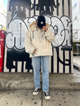 「アイテム（スニーカー）」を使った、安藤直輝さん（メンズ・168cm）の秋コーディネート