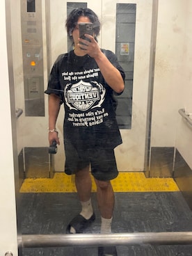 「Yeezy（イージー）のアイテム」を使った、安藤直輝さん（メンズ・168cm）の夏コーディネート