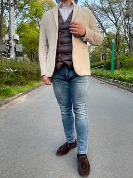 「アイテム（ダウンベスト）」を使った、安藤直輝さん（メンズ・168cm）の秋コーディネート