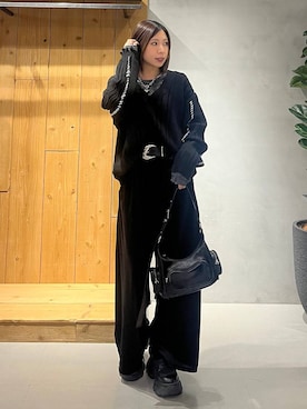 「ベロアパンツ」｜だーゆいさん（レディース・152cm）の冬コーディネート