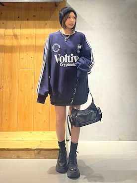 「PBLIM（ページボーイリム）の《UNISEX》ラインスリーブロゴスウェット（スウェット）」を使った、だーゆいさん（レディース・152cm）の秋コーディネート