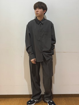 「ITEMS URBANRESEARCH（アイテムズ アーバンリサーチ）のヨウリュウレギュラーカラー長袖シャツ（シャツ/ブラウス、グリーン系）」を使った、yukiさん（メンズ・167cm）の春コーディネート