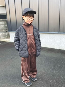 「アイテム（スニーカー）」を使った、𝚁𝙴𝙸☺︎さん（キッズ・110cm）の冬コーディネート