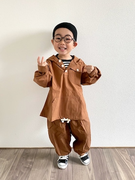 「アイテム（シャツ/ブラウス、ブラウン系）」を使った、𝚁𝙴𝙸☺︎さん（キッズ・100cm）の春コーディネート