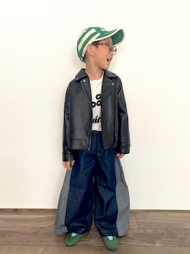 「アイテム（スリッポン）」を使った、𝚁𝙴𝙸☺︎さん（キッズ・110cm）の秋コーディネート