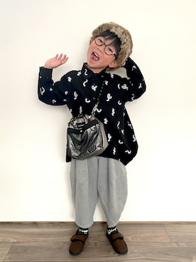 「アイテム（ショルダーバッグ）」を使った、𝚁𝙴𝙸☺︎さん（キッズ・110cm）の秋コーディネート