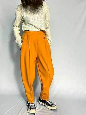 「アイテム（パンツ、イエロー系）」を使った、mi via locaさん（レディース・154cm）の秋コーディネート