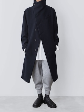 「アイテム（ステンカラーコート）」を使った、ogasawaraさん（メンズ・174cm）の秋コーディネート