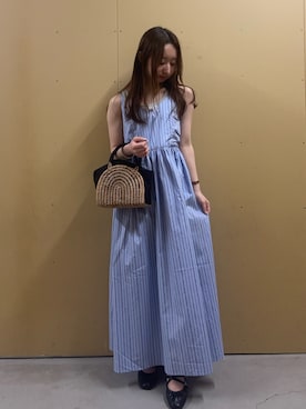 「fredy emue（フレディエミュ）の【TARANGO/タランゴ】パーム巾着ドームバッグ（かごバッグ、ブラック系）」を使った、のんさん（レディース・151cm）の春コーディネート
