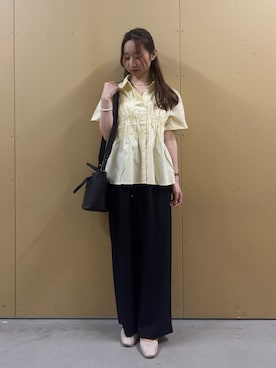 「fredy emue（フレディエミュ）の【4サイズ展開/リピーター続出！】とろみツイルストレートイージーパンツ（その他パンツ、ブラック系）」を使った、のんさん（レディース・151cm）の春コーディネート