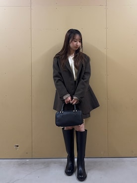 「fredy emue（フレディエミュ）のFR横長レザーボストンバッグ（ボストンバッグ、ブラック系）」を使った、のんさん（レディース・151cm）の秋コーディネート