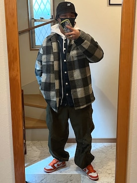 「GUコーデ」｜「アイテム（その他アウター）」を使った、jokerさん（メンズ・170cm）の冬コーディネート