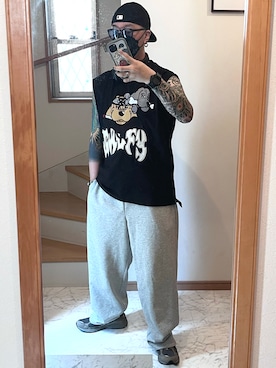 「アイテム（PC・スマホグッズ/家電、ブラック系）」を使った、jokerさん（メンズ・170cm）の夏コーディネート