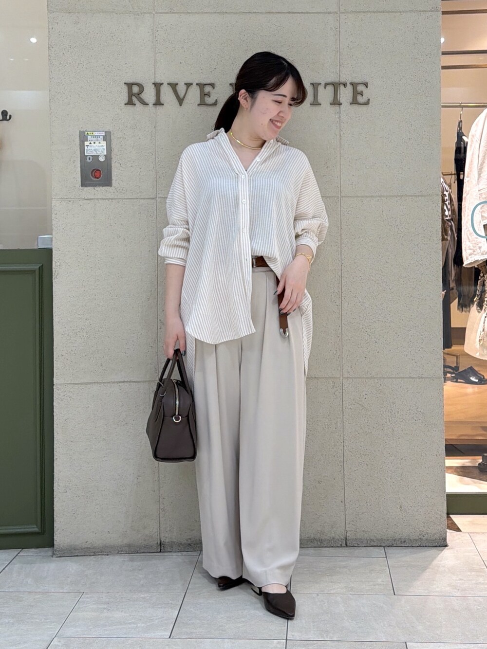 RIVE DROITE（リヴドロワ）の「【女性らしい抜け感】リネン混