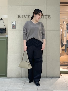 「RIVE DROITE（リヴドロワ）の【収納力抜群】2wayハンドルバッグ（ハンドバッグ）」を使った、Mihoさん（レディース・161cm）の秋コーディネート