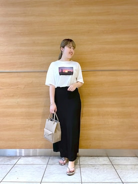 「RIVE DROITE（リヴドロワ）のニュアンスモチーフイヤリング（イヤリング）」を使った、Mihoさん（レディース・161cm）の秋コーディネート