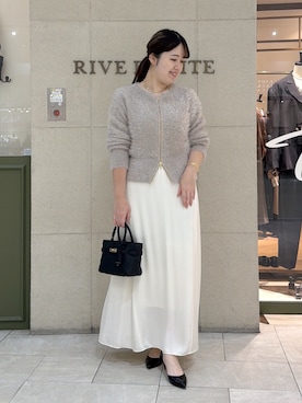「RIVE DROITE（リヴドロワ）のペーパーフェザーZIPニット（オフィスカジュアル/秋服）（カーディガン/ボレロ、ベージュ系）」を使った、Mihoさん（レディース・161cm）の秋コーディネート