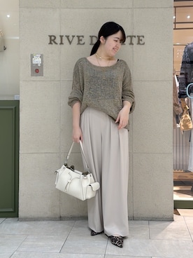 「RIVE DROITE（リヴドロワ）の【ご好評につき再販売開始！】テープヤーンボートネックニット（ニット/セーター、ブラウン系）」を使った、Mihoさん（レディース・161cm）の春コーディネート