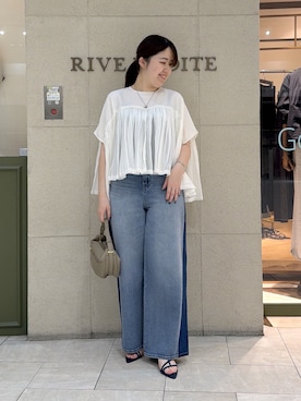 「RIVE DROITE（リヴドロワ）のアイテム（パンツ）」を使った、Mihoさん（レディース・161cm）の春コーディネート