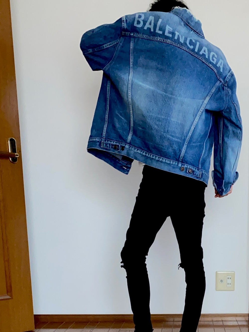 yanmo｜BALENCIAGAのデニムジャケットを使ったコーディネート - WEAR