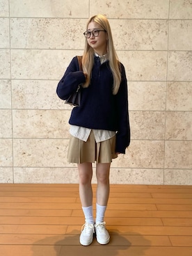 「LACOSTE（ラコステ）のアイテム（ニット/セーター）」を使った、okadaさん（レディース・163cm）の秋コーディネート