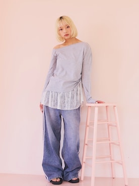 「PILIT（ピリット）のアンバランスオフショルダー裾レーストップス（Tシャツ/カットソー、グレー系）」を使った、PILITさん（レディース・164cm）の春コーディネート