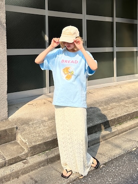 「PILIT（ピリット）のカラフルCAFEプリントTee（Tシャツ/カットソー、ブルー系）」を使った、PILITさん（レディース・164cm）の春コーディネート