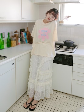 「PILIT（ピリット）のflower×logo tee（Tシャツ/カットソー、ホワイト系）」を使った、PILITさん（レディース・164cm）の春コーディネート