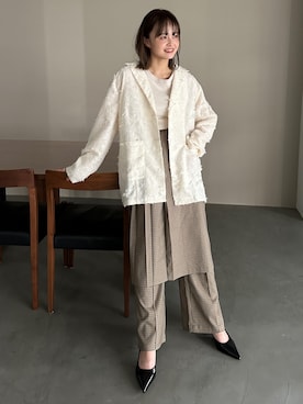 「アイテム（テーラードジャケット、ホワイト系）」を使った、PILITさん（レディース・155cm）の秋コーディネート