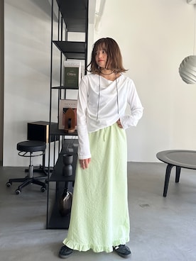 「PILIT（ピリット）のドレープオフショルトップス（Tシャツ/カットソー、ホワイト系）」を使った、PILITさん（レディース・164cm）の春コーディネート