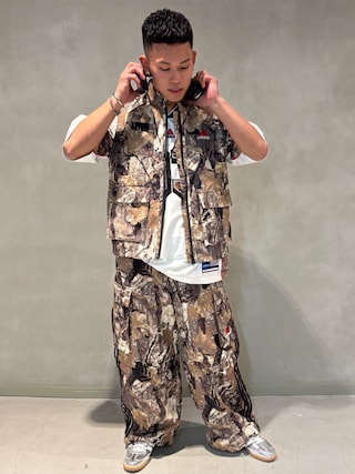 adidas Originals 迷彩サッカー ジャージー、アディダス