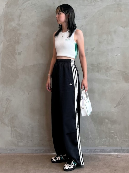 adidas スウェットパンツ ジャージ サテン ワイドレッグパンツ