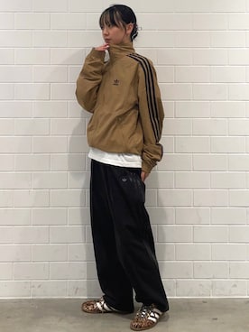 「アイテム（ナイロンジャケット）」を使った、RTさん（レディース・160cm）の秋コーディネート